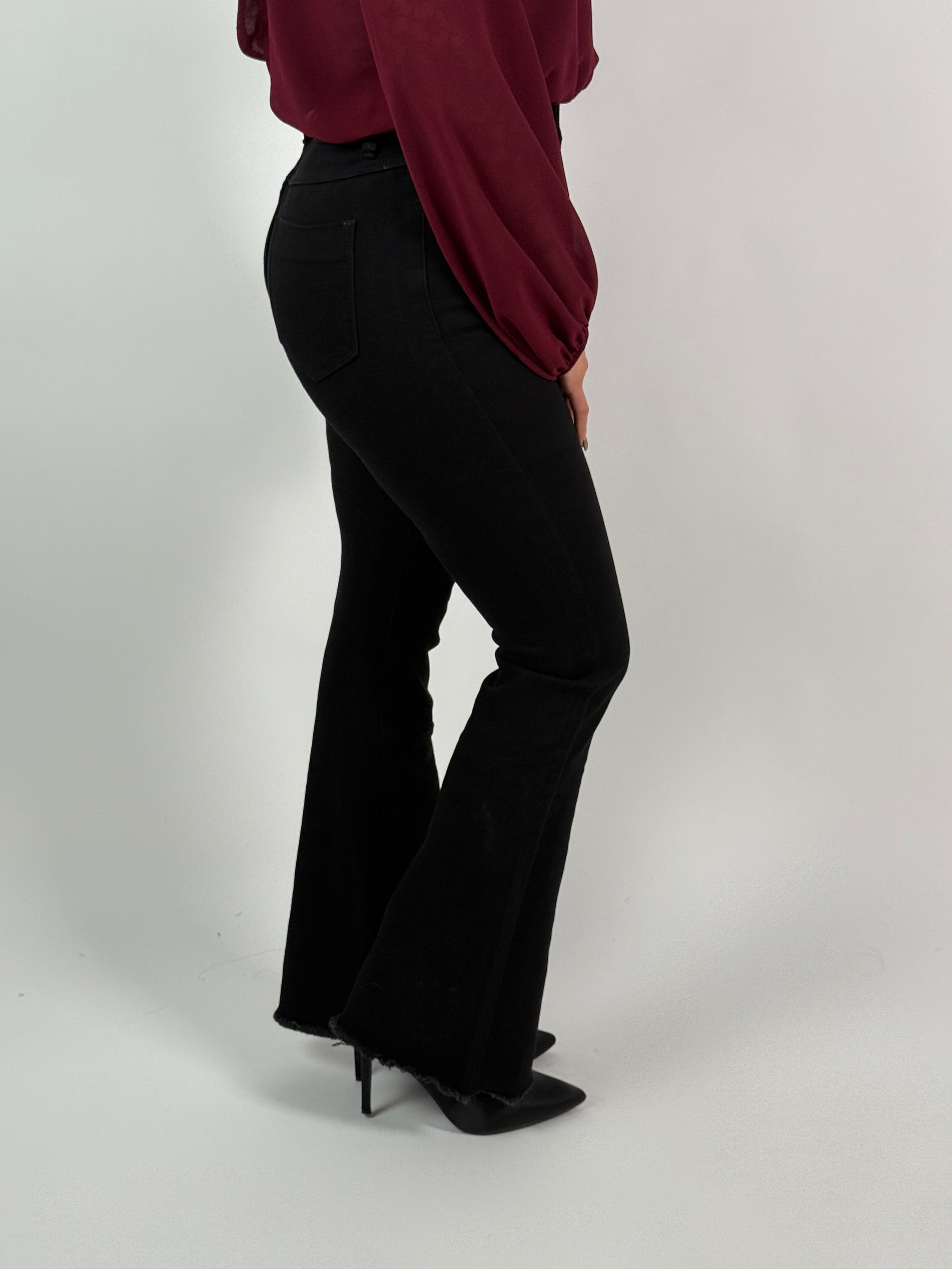 Jeans V 7775 Flared Zwart