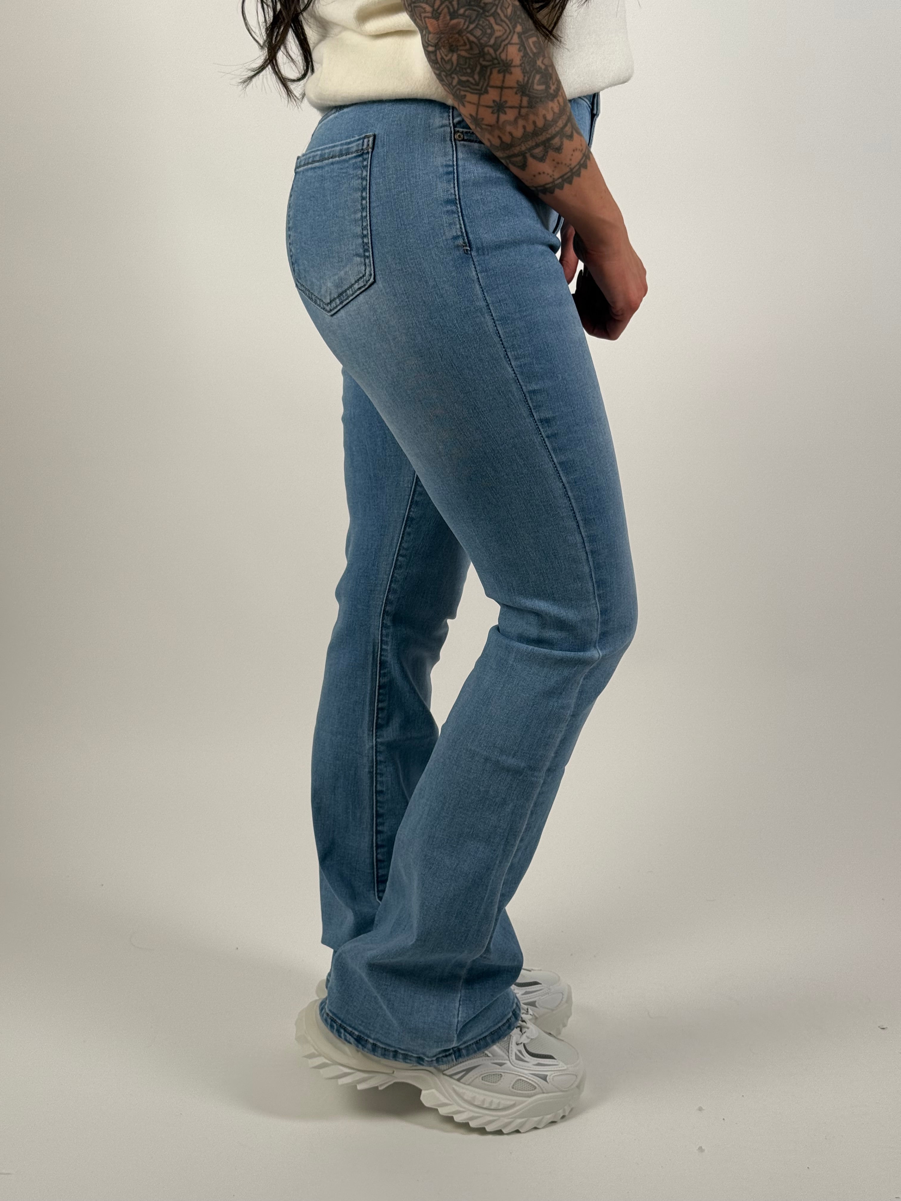 Jeans V 687-1 Flared Blauw