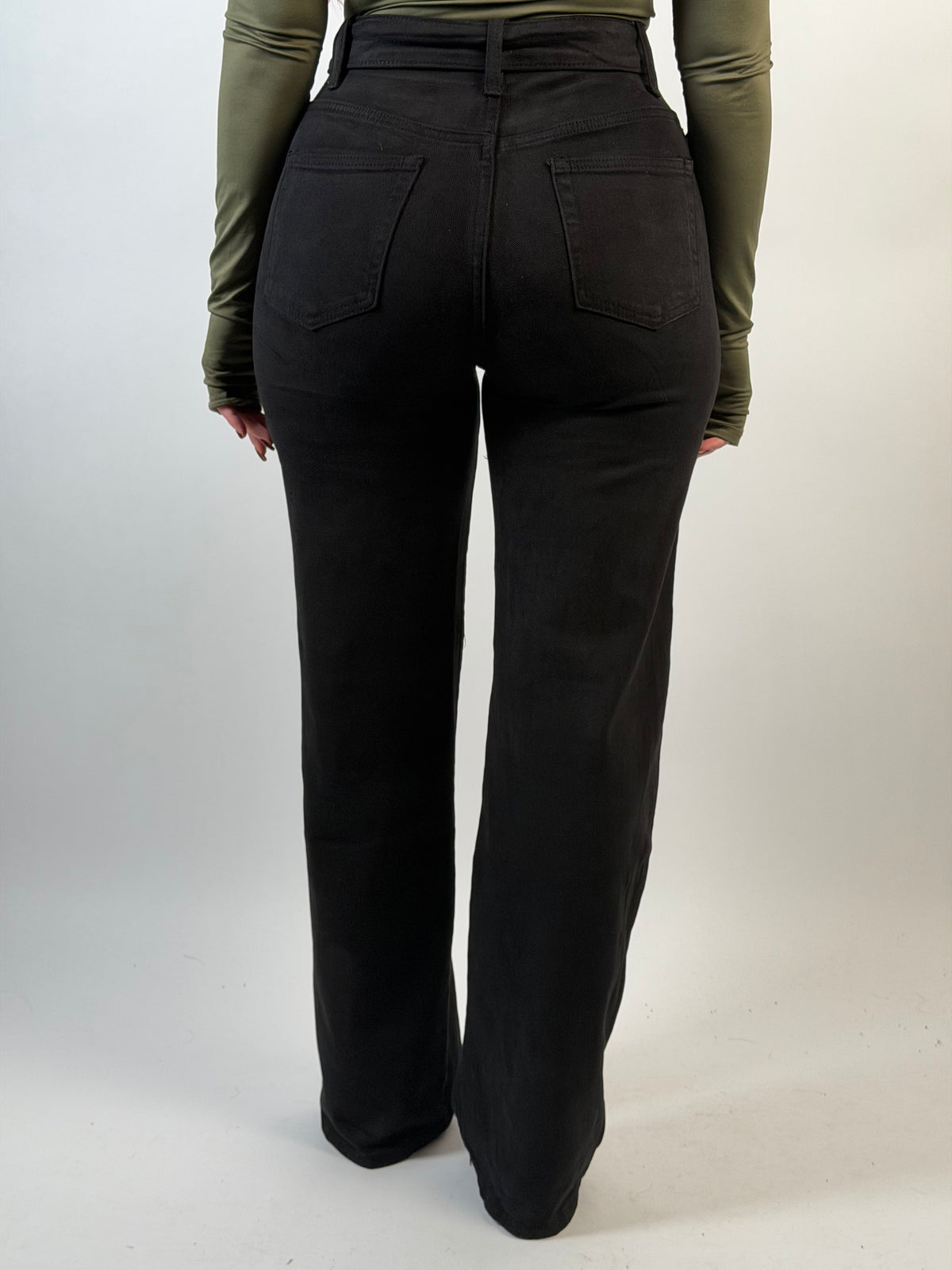 Jeans L 1013 Wide Zwart