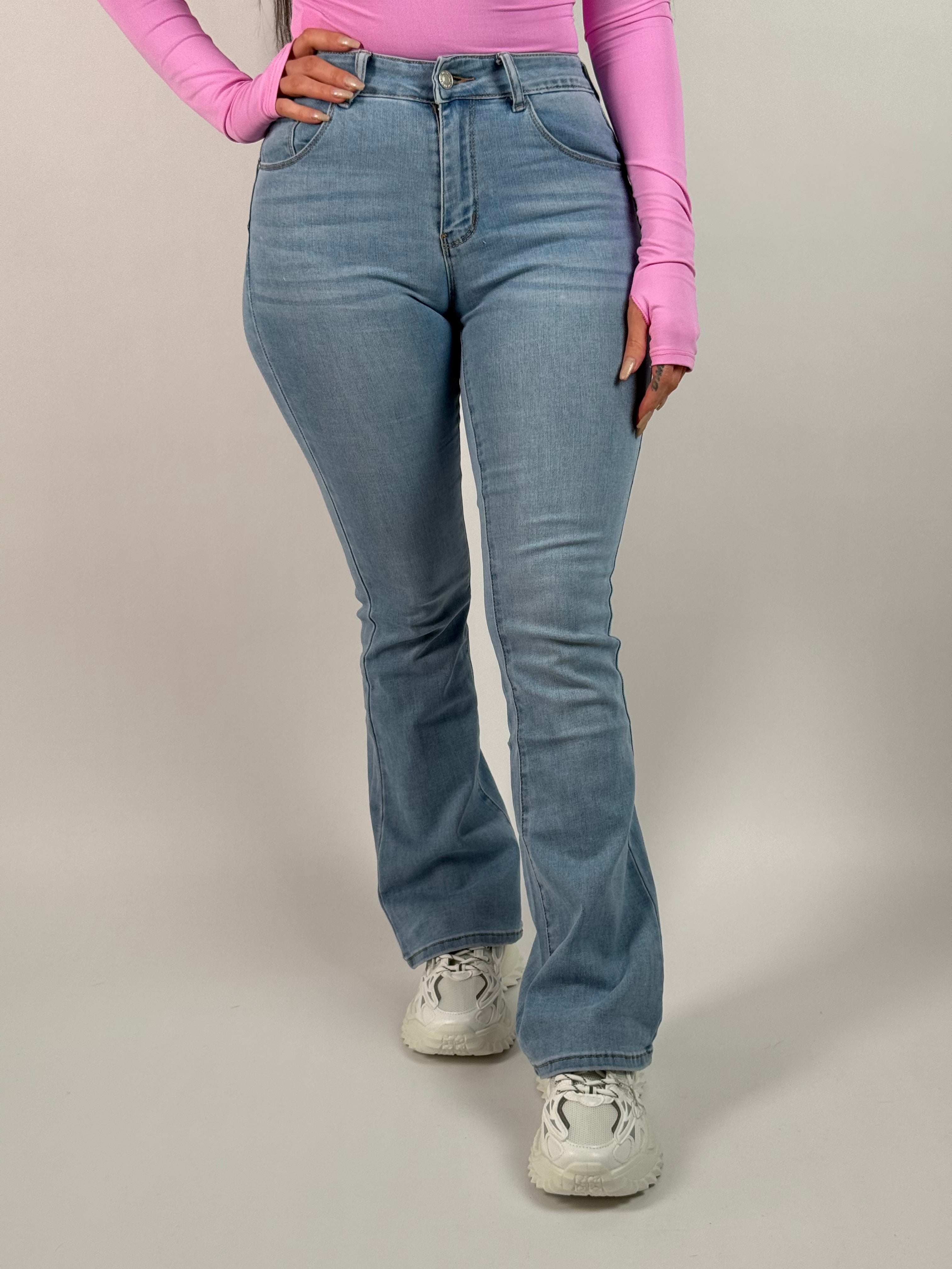 Jeans E 080 Flared Blauw