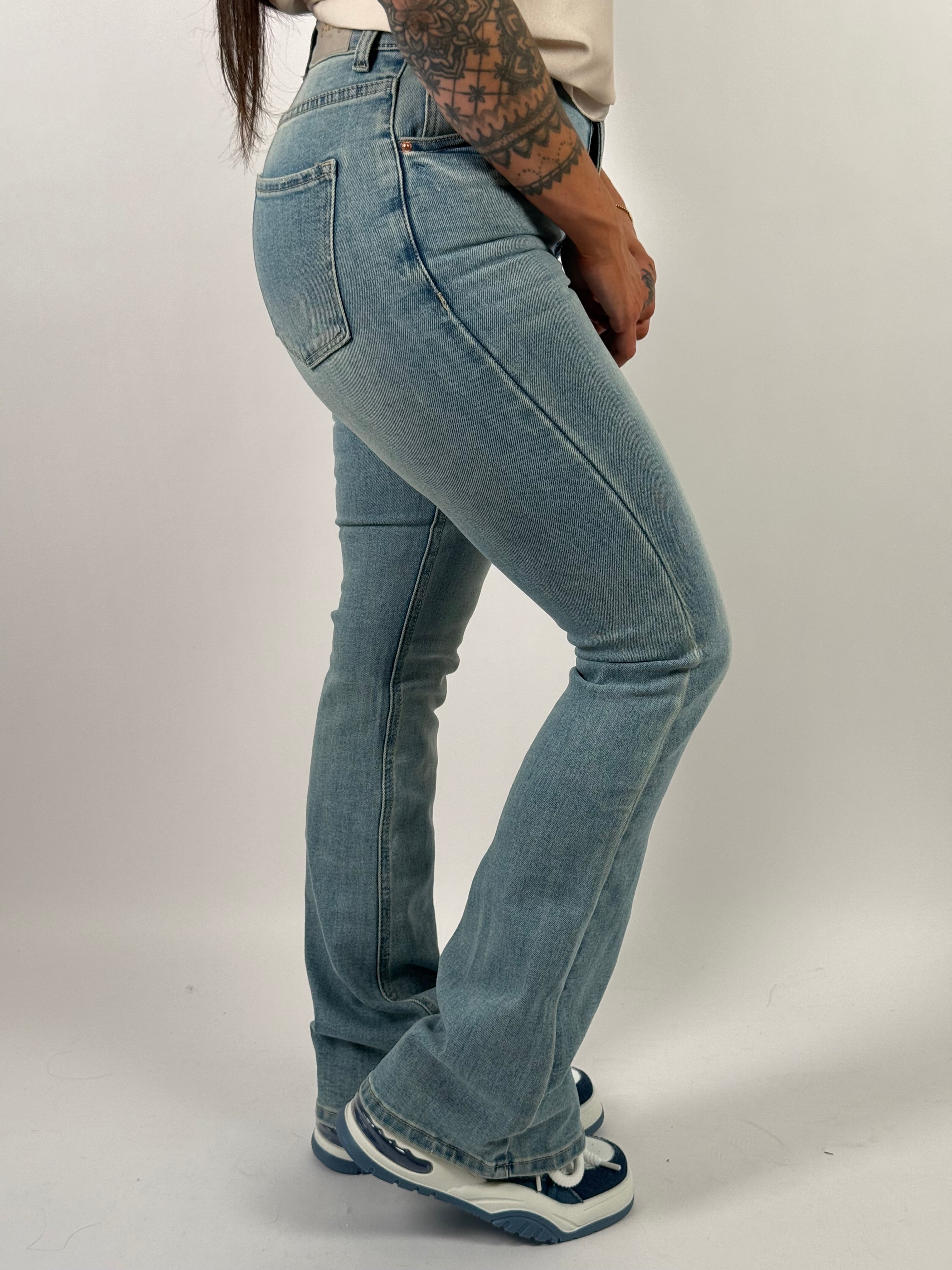Jeans M 199 Flared Blauw