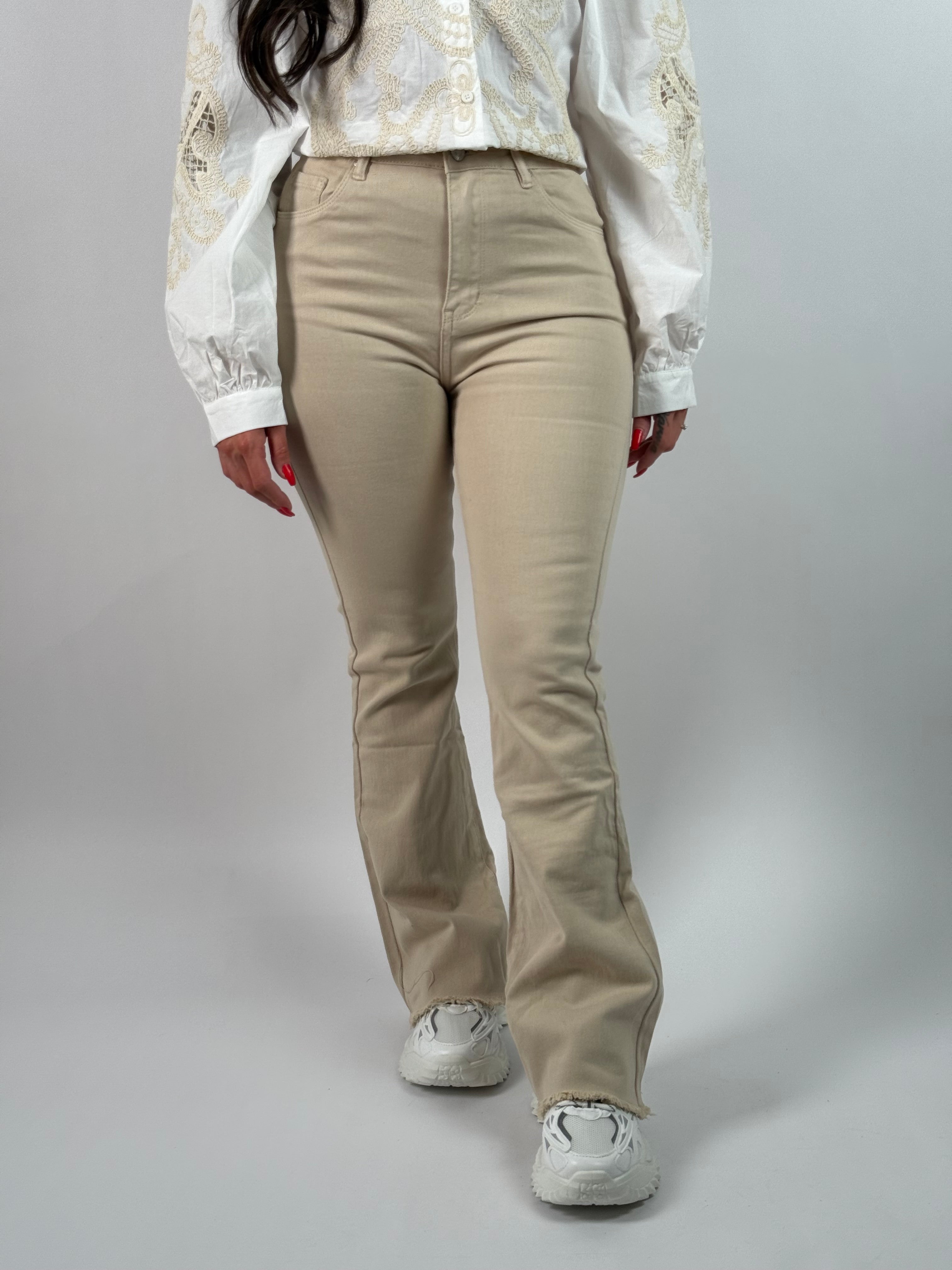 Jeans V 7779 Flared Beige