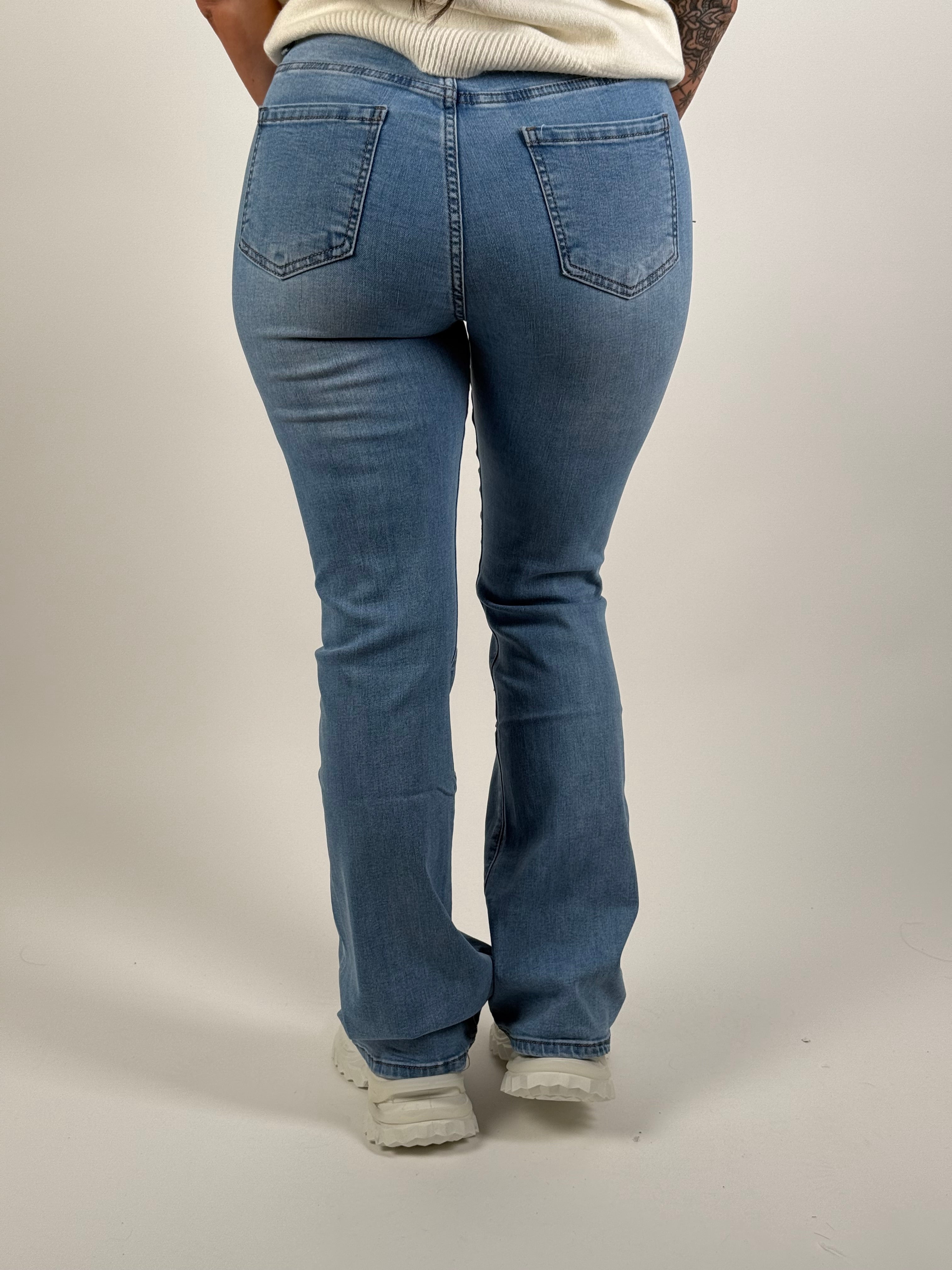 Jeans V 687-1 Flared Blauw