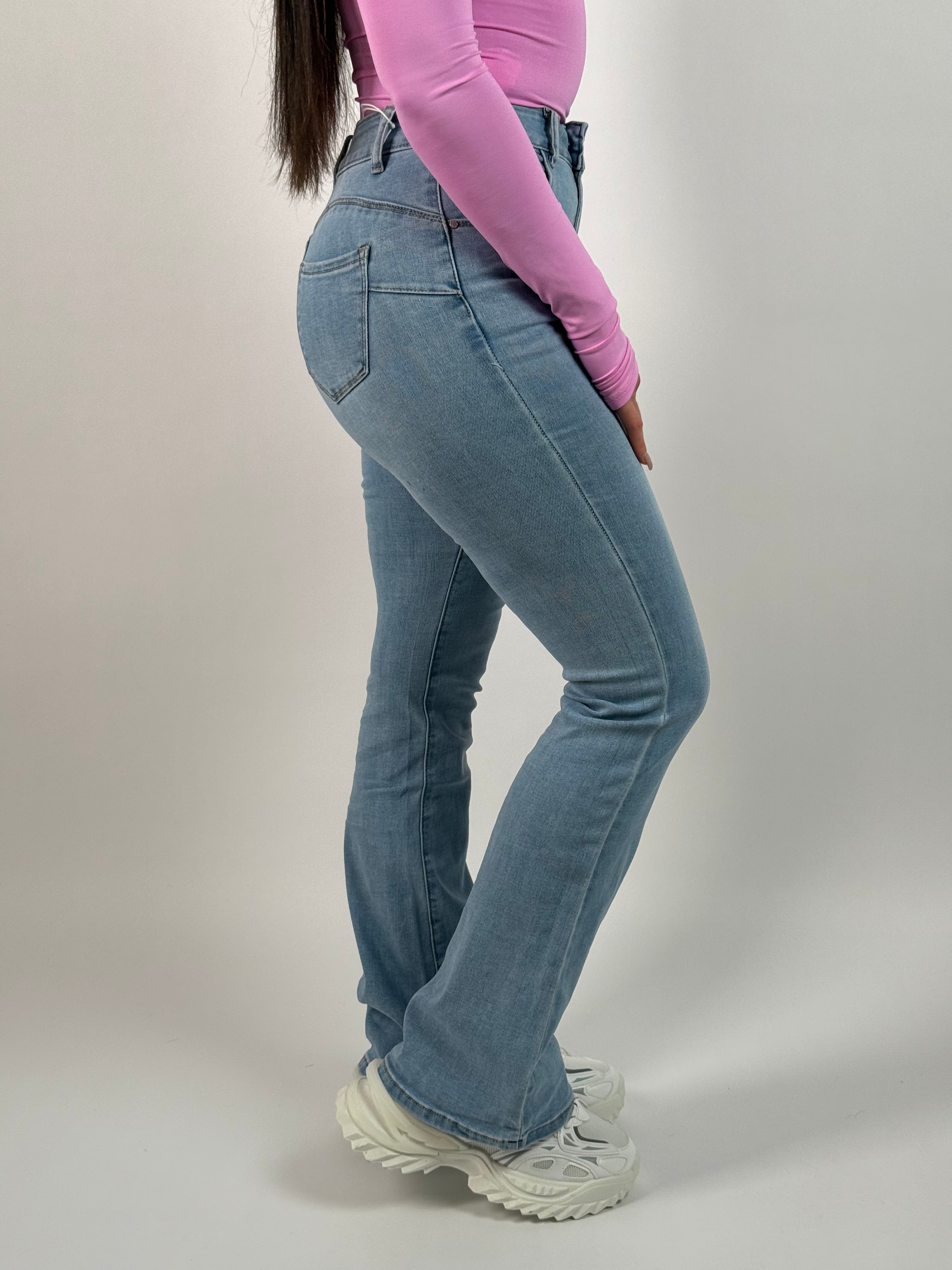 Jeans E 080 Flared Blauw