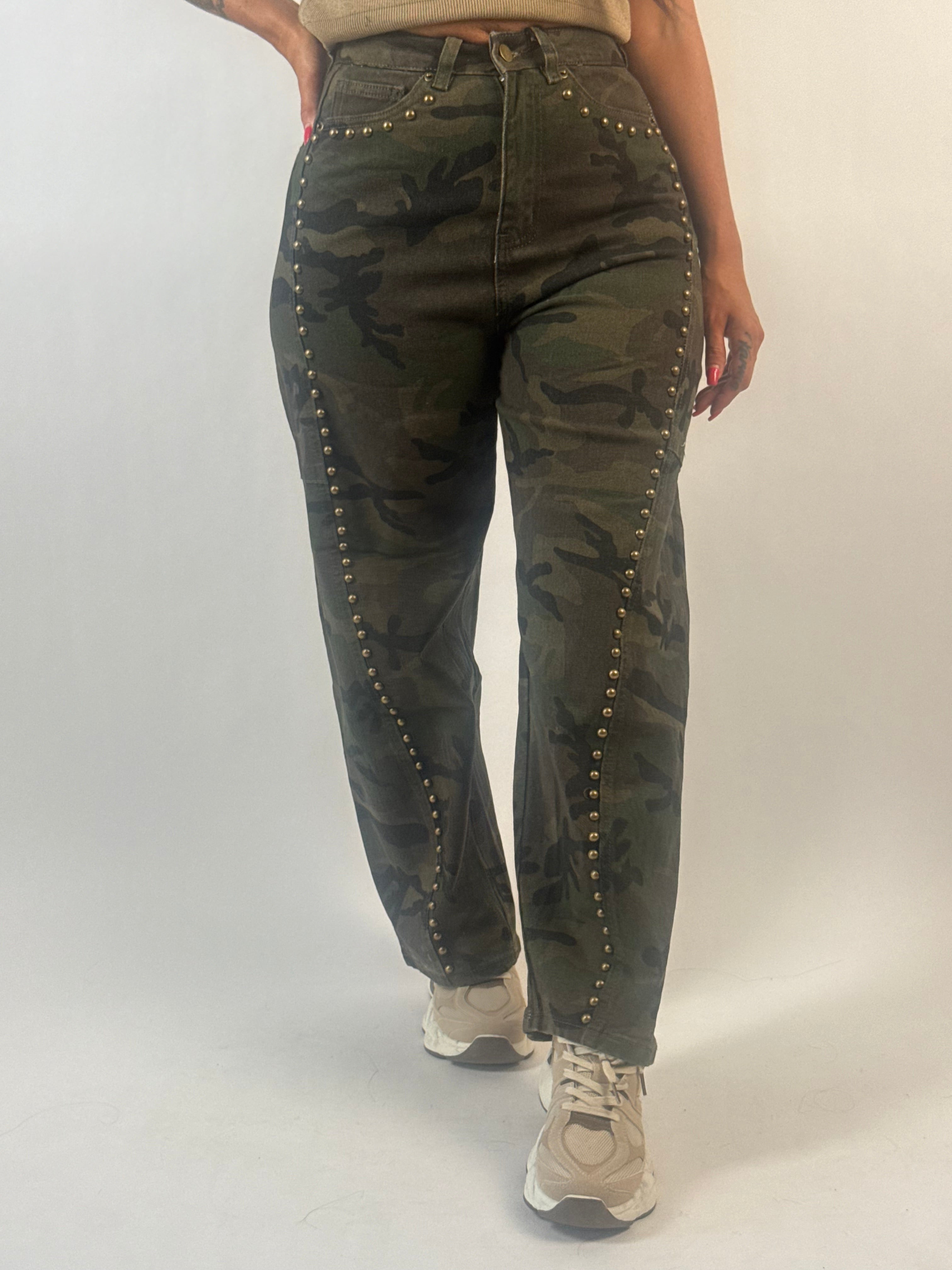 Jeans J 8761 Stud Camou Groen
