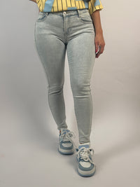 Skinny