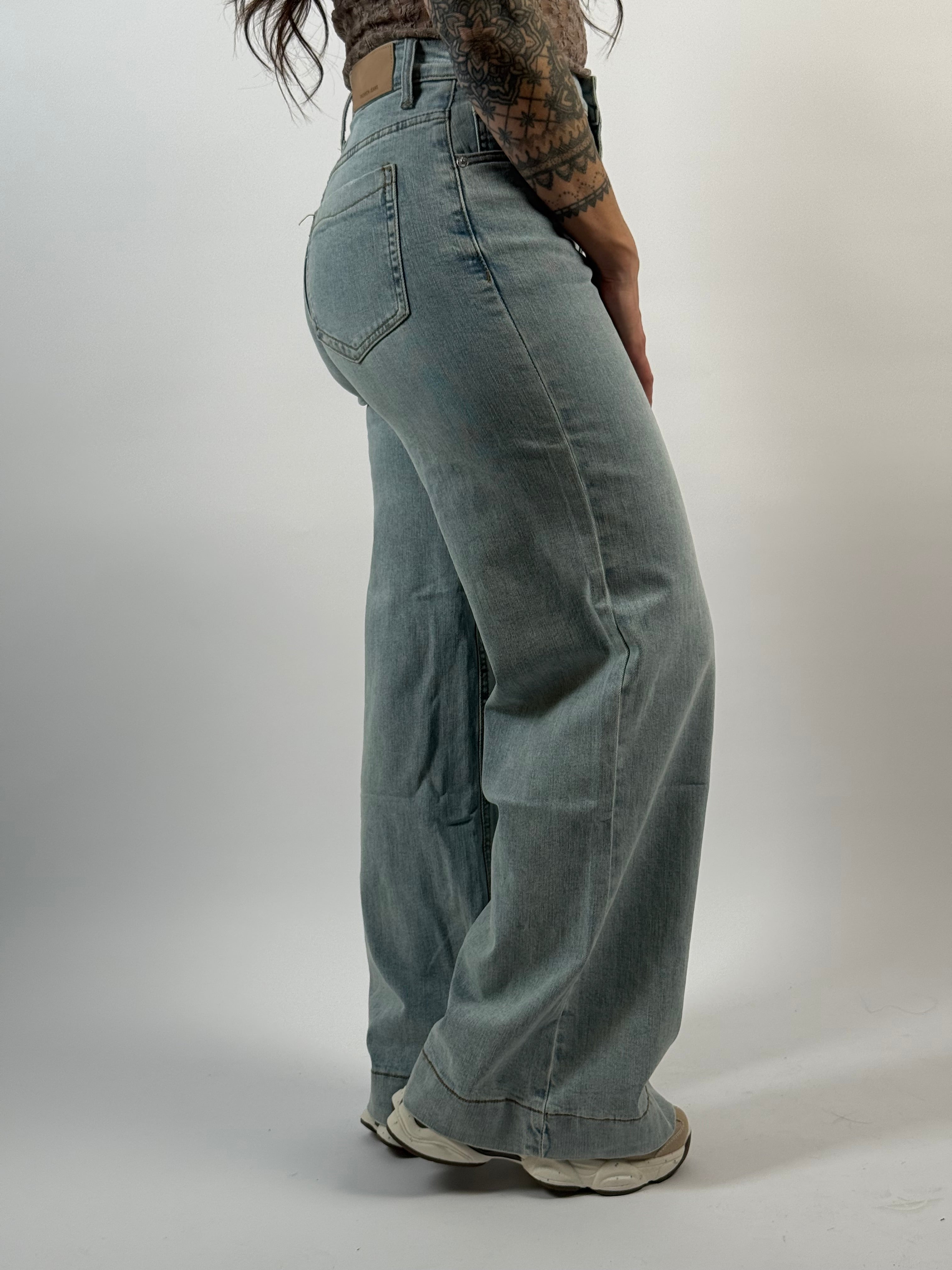Jeans F 2396 Wide Leg Blauw