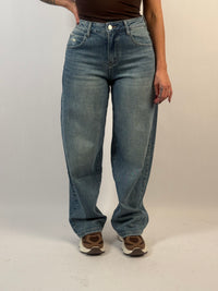Wide leg