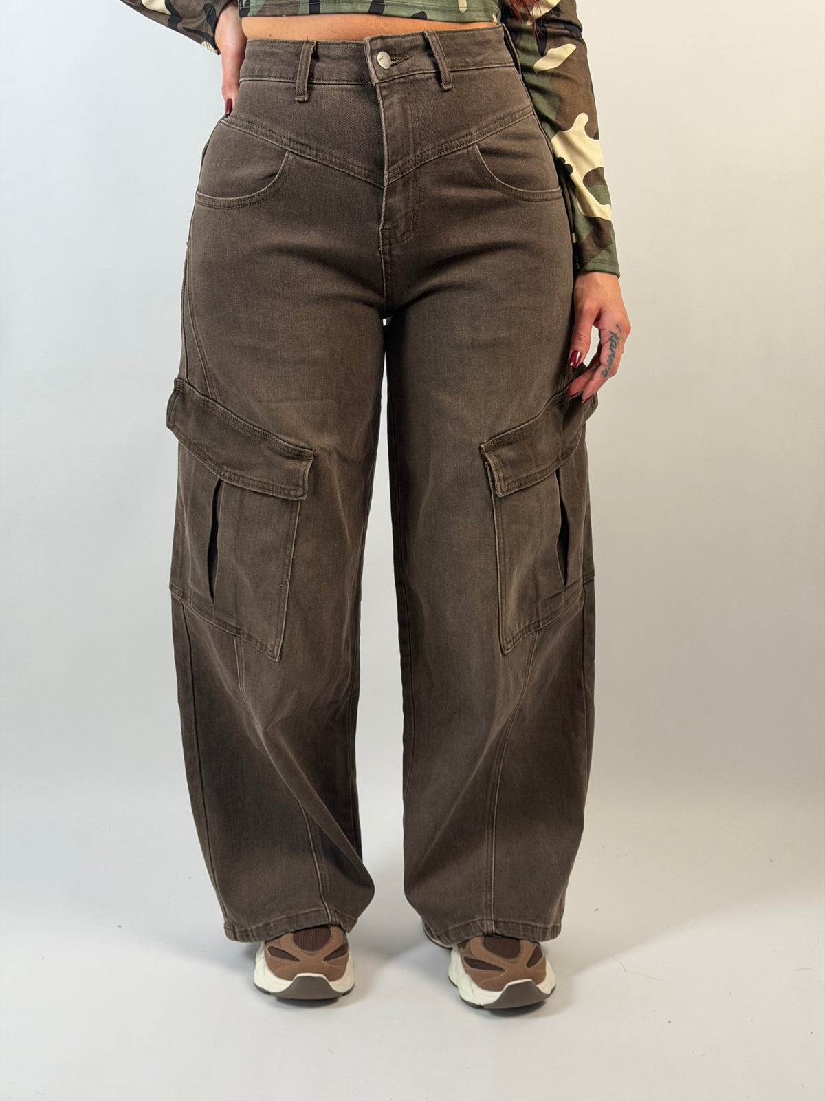 Jeans V 566 Cargo Wide Bruin