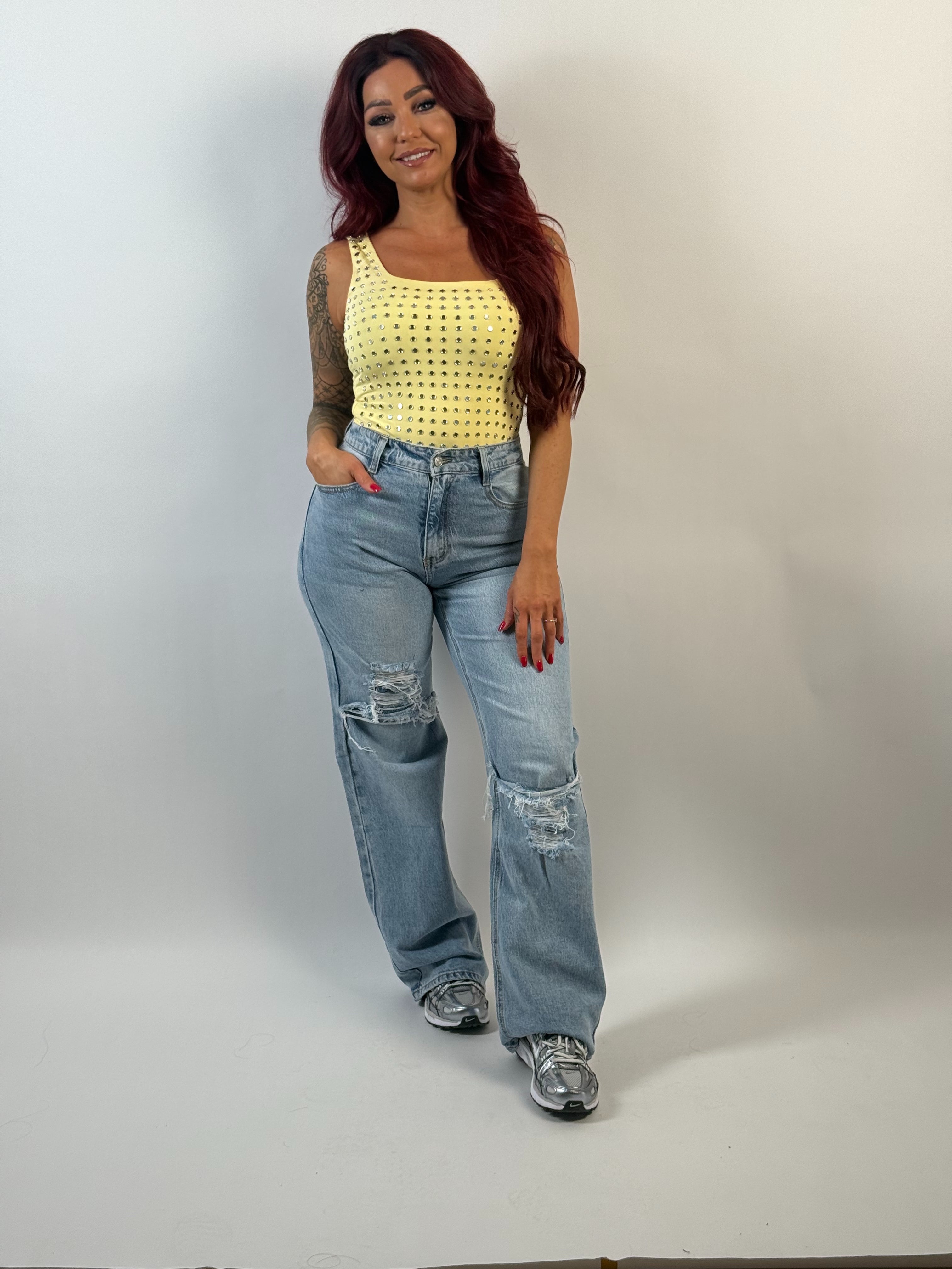 Body All Stud Geel